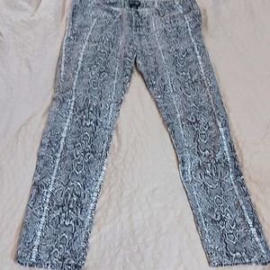 Lord  & Taylor Snake Print Pants/Black/White/Designer/Sz 10/Distressed